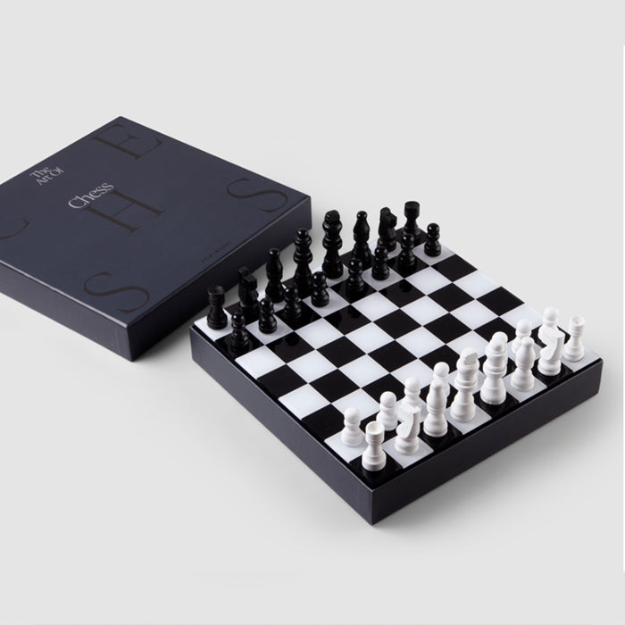 Juegos de Mesa: Classic Chess - Time of Interiors