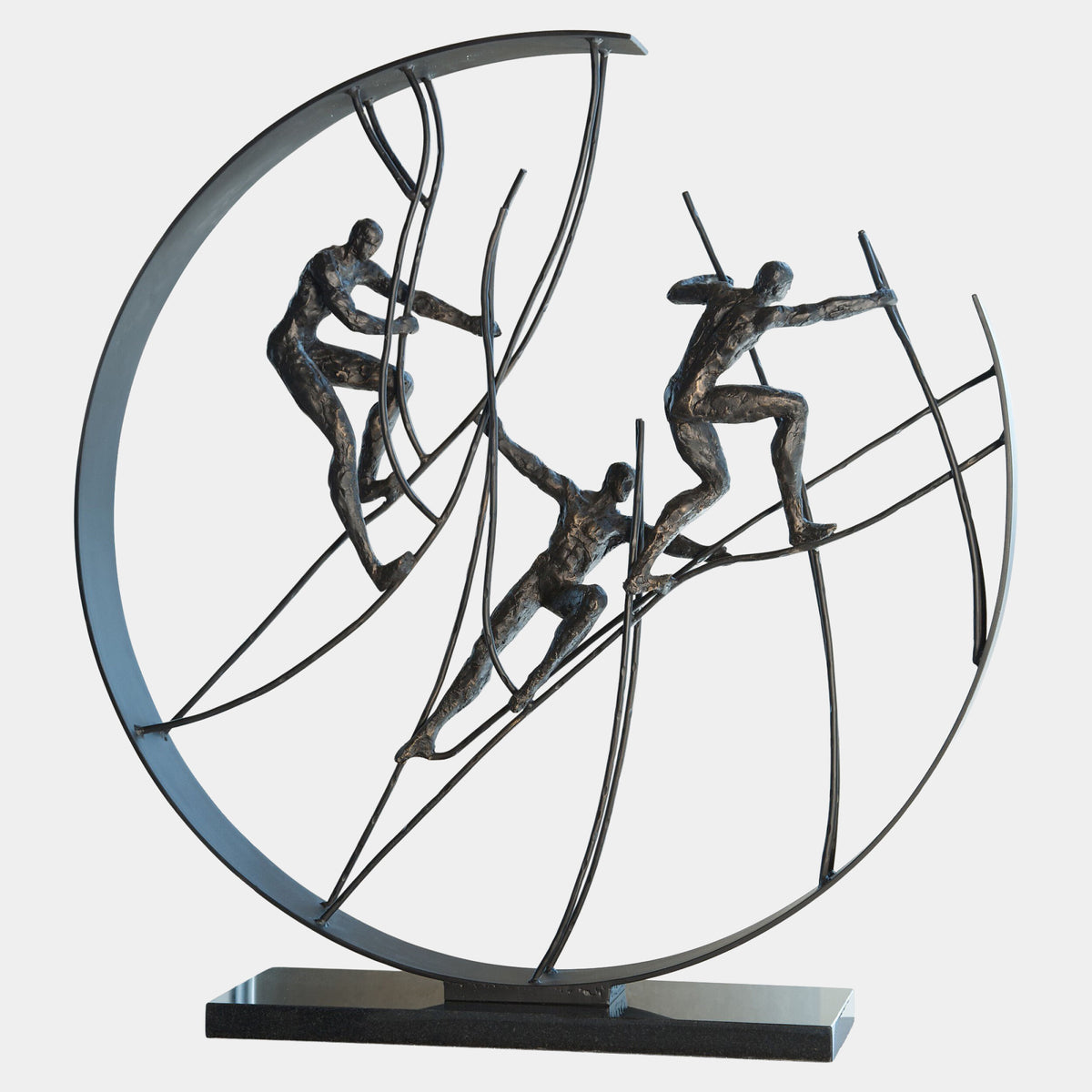 Escultura Hacia la Cima