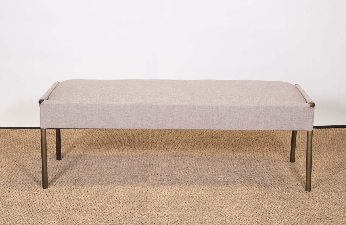 BANQUETA BERENICE BEIGE - Time of Interiors