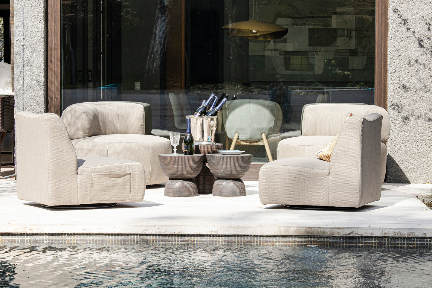 25% OFF LOUNGECHAIR CAVANI TAUPE - Time of Interiors