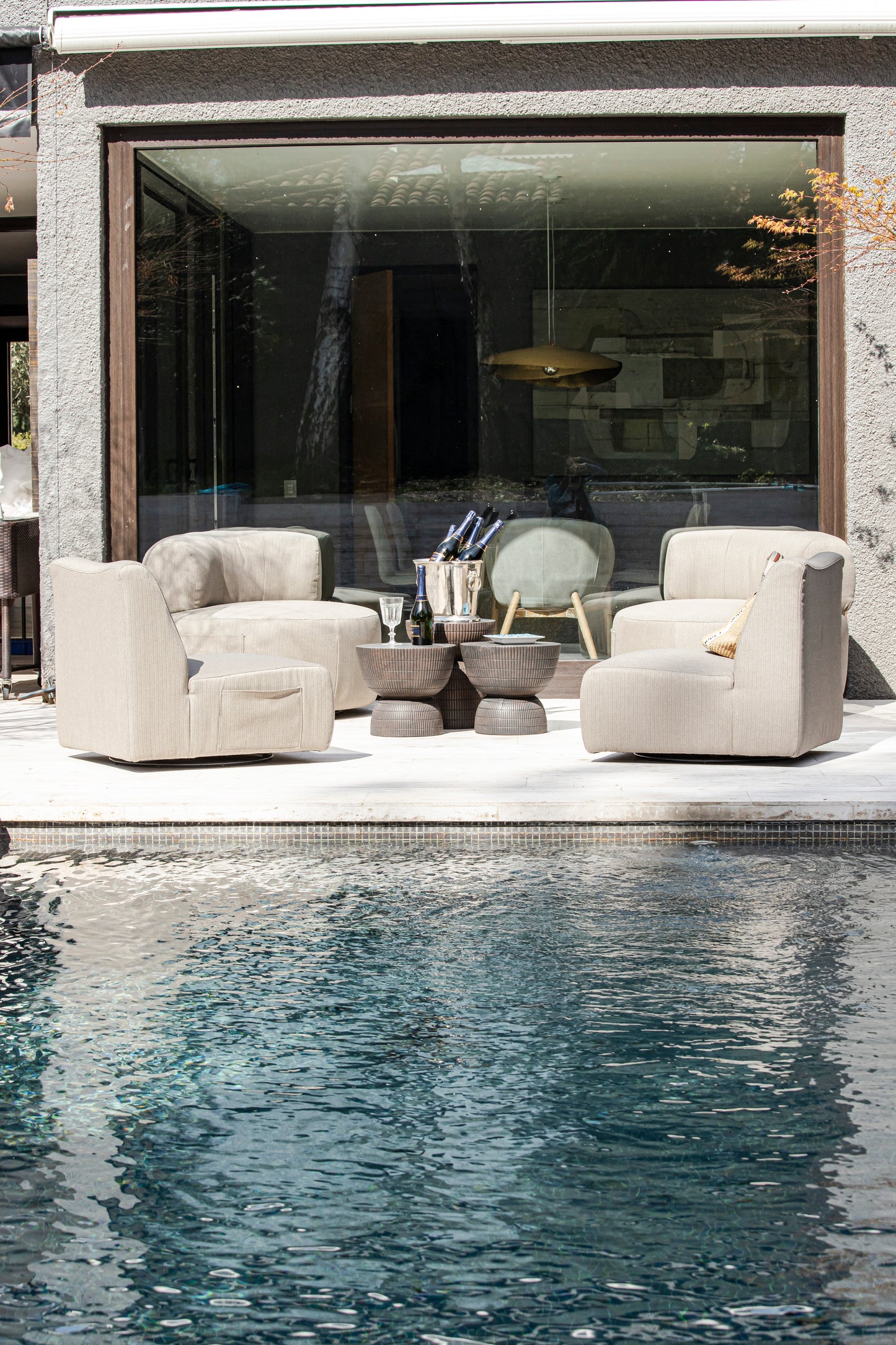 25% OFF LOUNGECHAIR CAVANI TAUPE - Time of Interiors