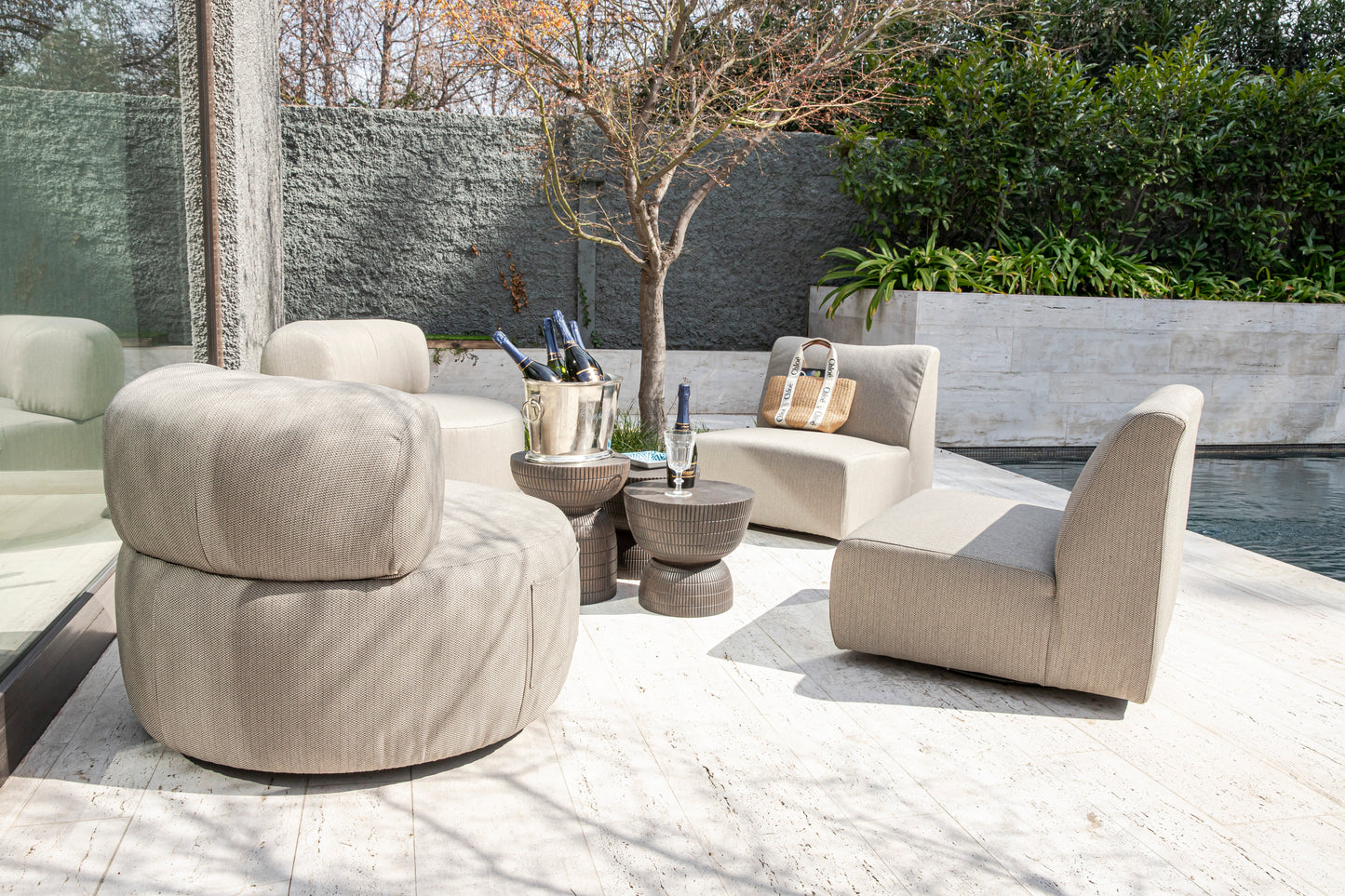 25% OFF LOUNGECHAIR CAVANI TAUPE - Time of Interiors
