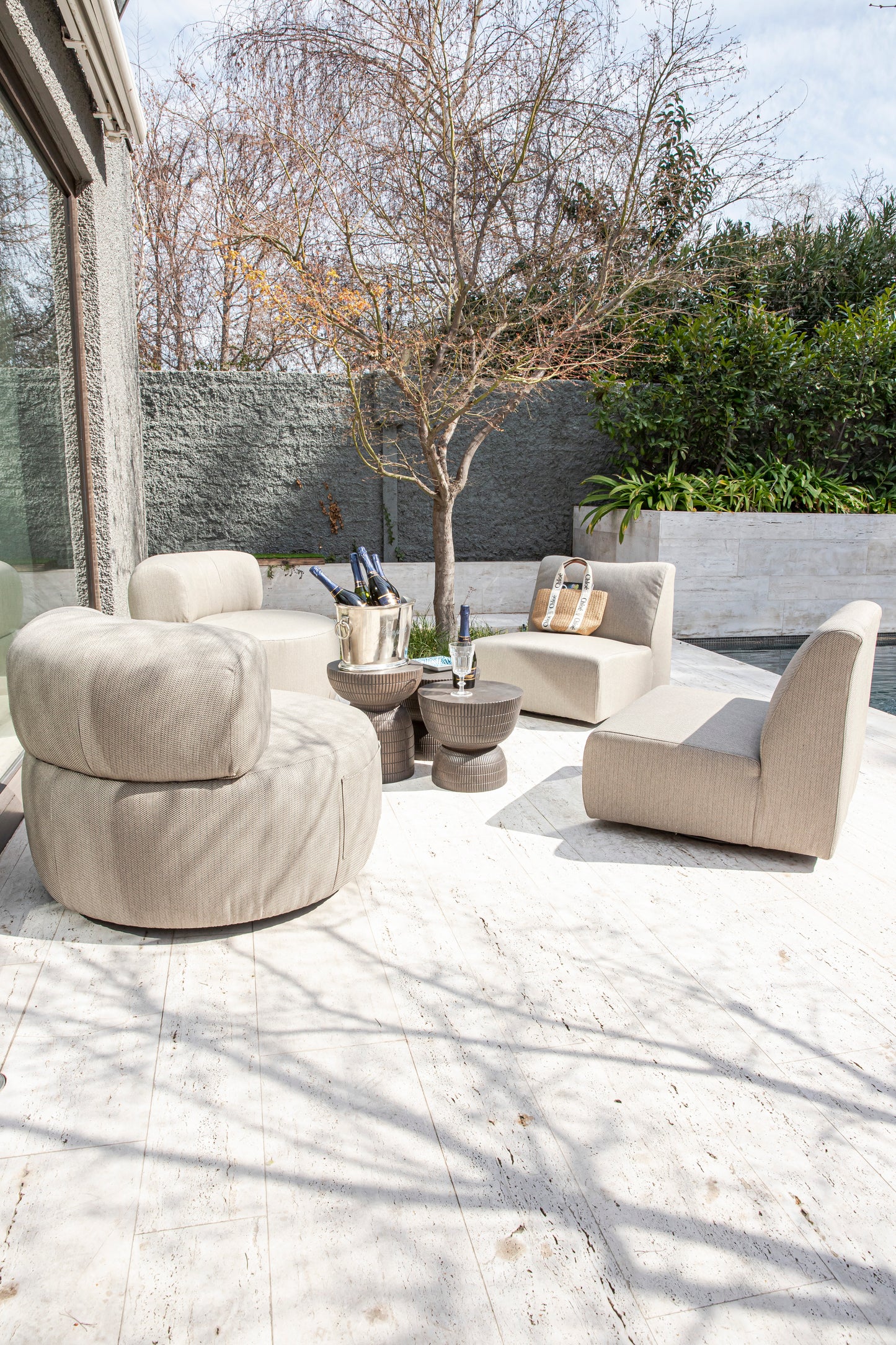 25% OFF LOUNGECHAIR CAVANI TAUPE - Time of Interiors