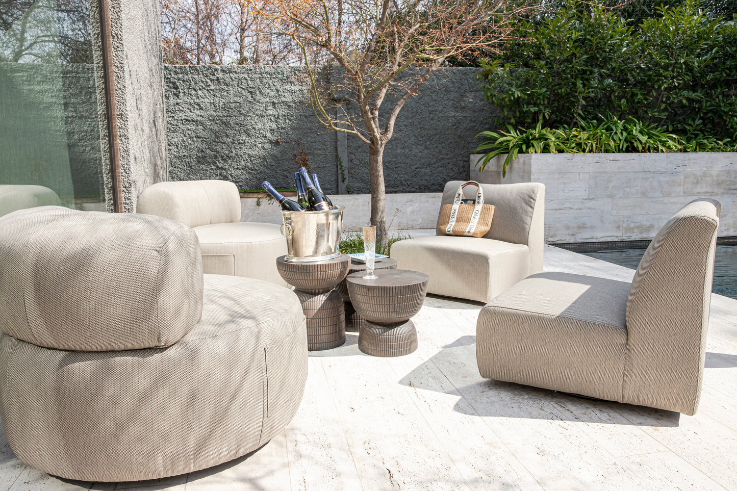 25% OFF LOUNGECHAIR CAVANI TAUPE - Time of Interiors