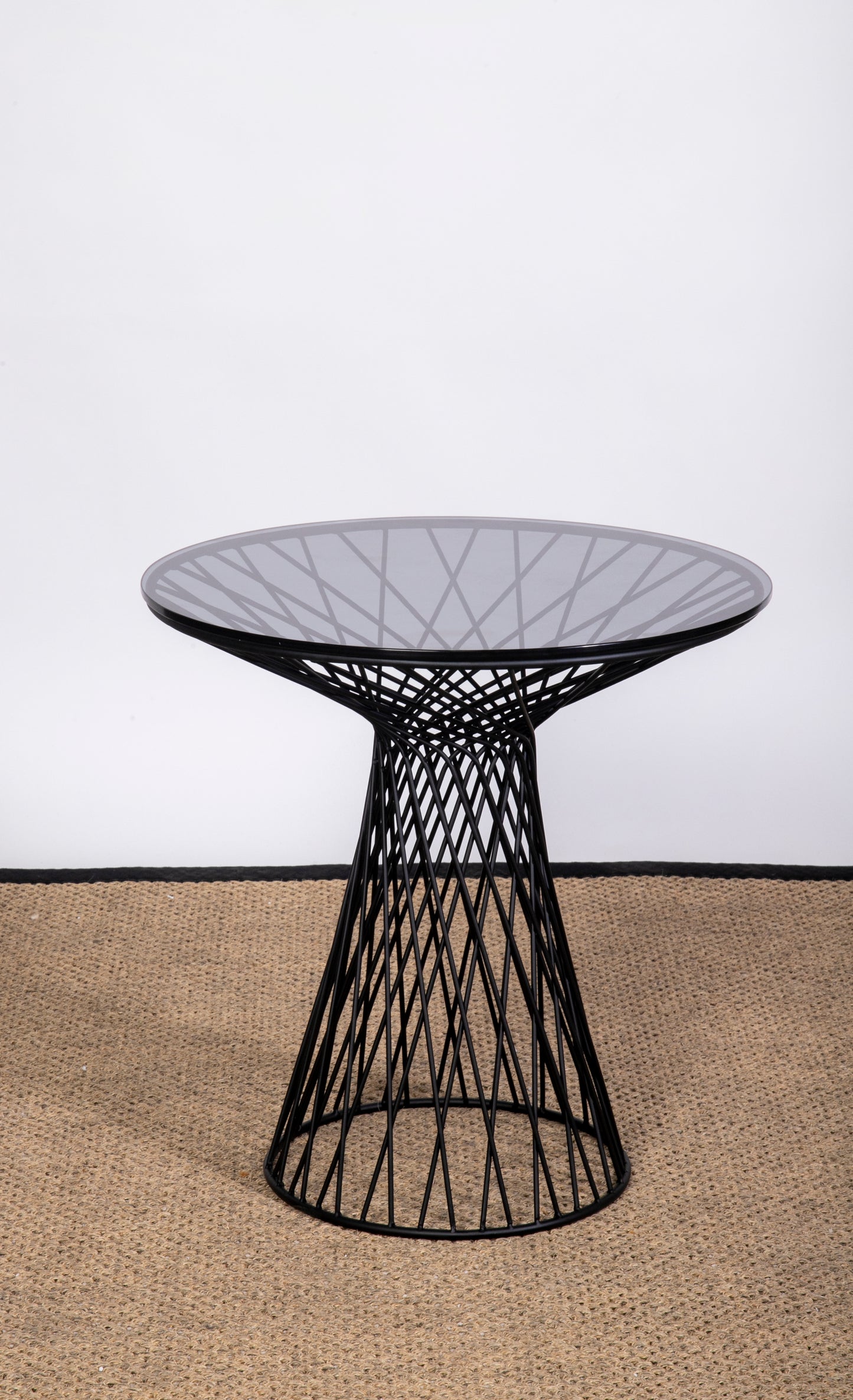MESA LATERAL DIMAGGIO - Time of Interiors
