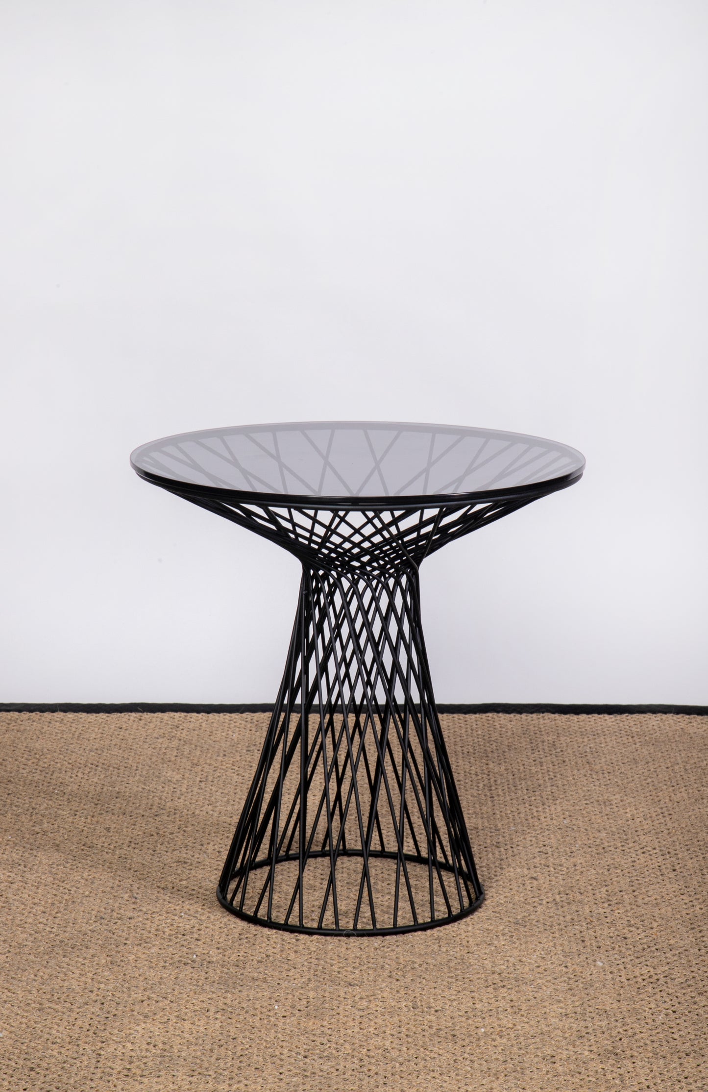 MESA LATERAL DIMAGGIO - Time of Interiors